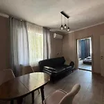 Aпартамент габи - център , тихо място , паркинг, Cash Only * Stara Zagora