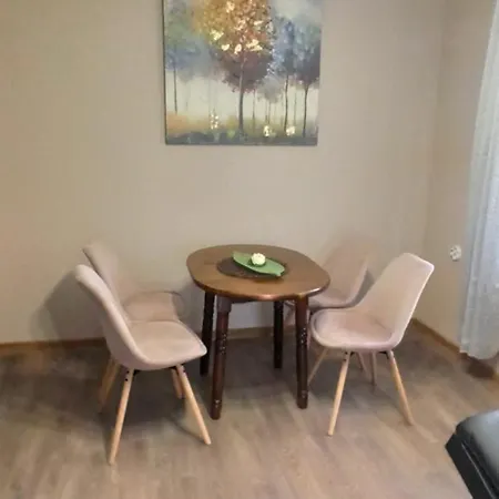 Apartment Aпартамент габи - център , тихо място , паркинг, Cash Only *