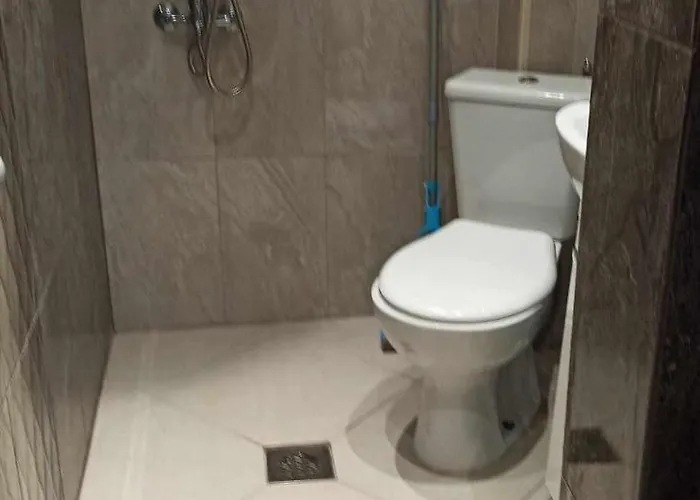 Aпартамент габи - център , тихо място , паркинг, Cash Only Stara Zagora