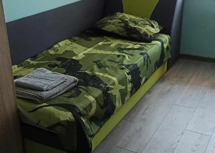 Aпартамент габи - център , тихо място , паркинг, Cash Only Stara Zagora